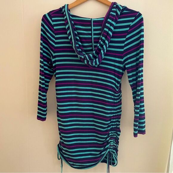 2 Liz Lange maternity shirts bundle // size Medium‎ - Picture 5 of 16